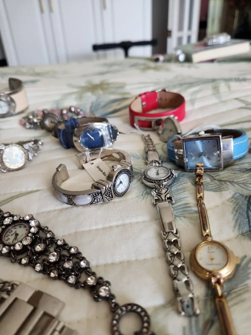 Lot of 16 ~ Woman's Fashion Costume Watches - Some Slightly Used ~ Some NWT